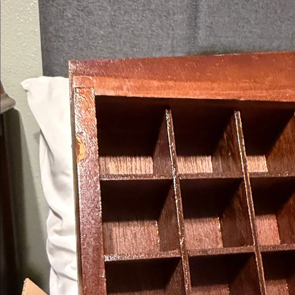 Thimble vintage Wooden Multi‑Compartment Organizer Shelf - Brown